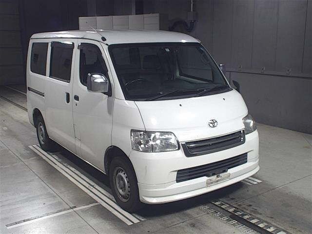 2310 Toyota Town ace van S412M 2017 г. (JU Gifu)